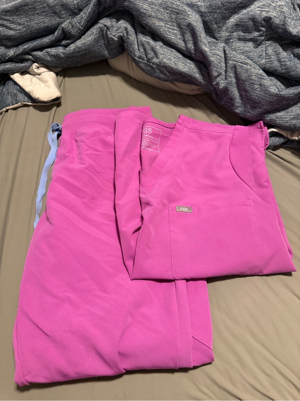 Figs Hot Pink Scrub Top & Pants Set - Picture 1 of 1